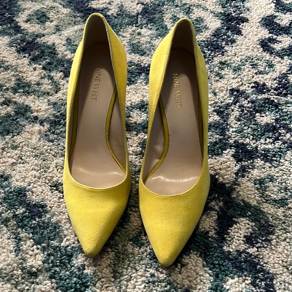Nine West Shoes - Nine West yellow heels
